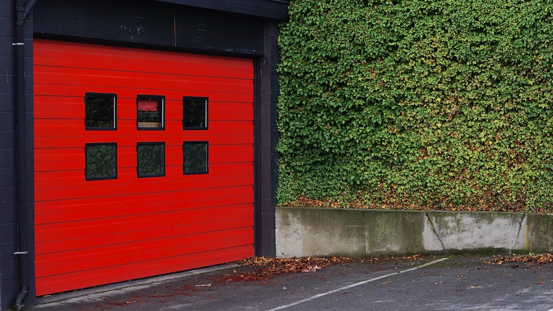 5 Ways You Can Give Your Garage a Makeover